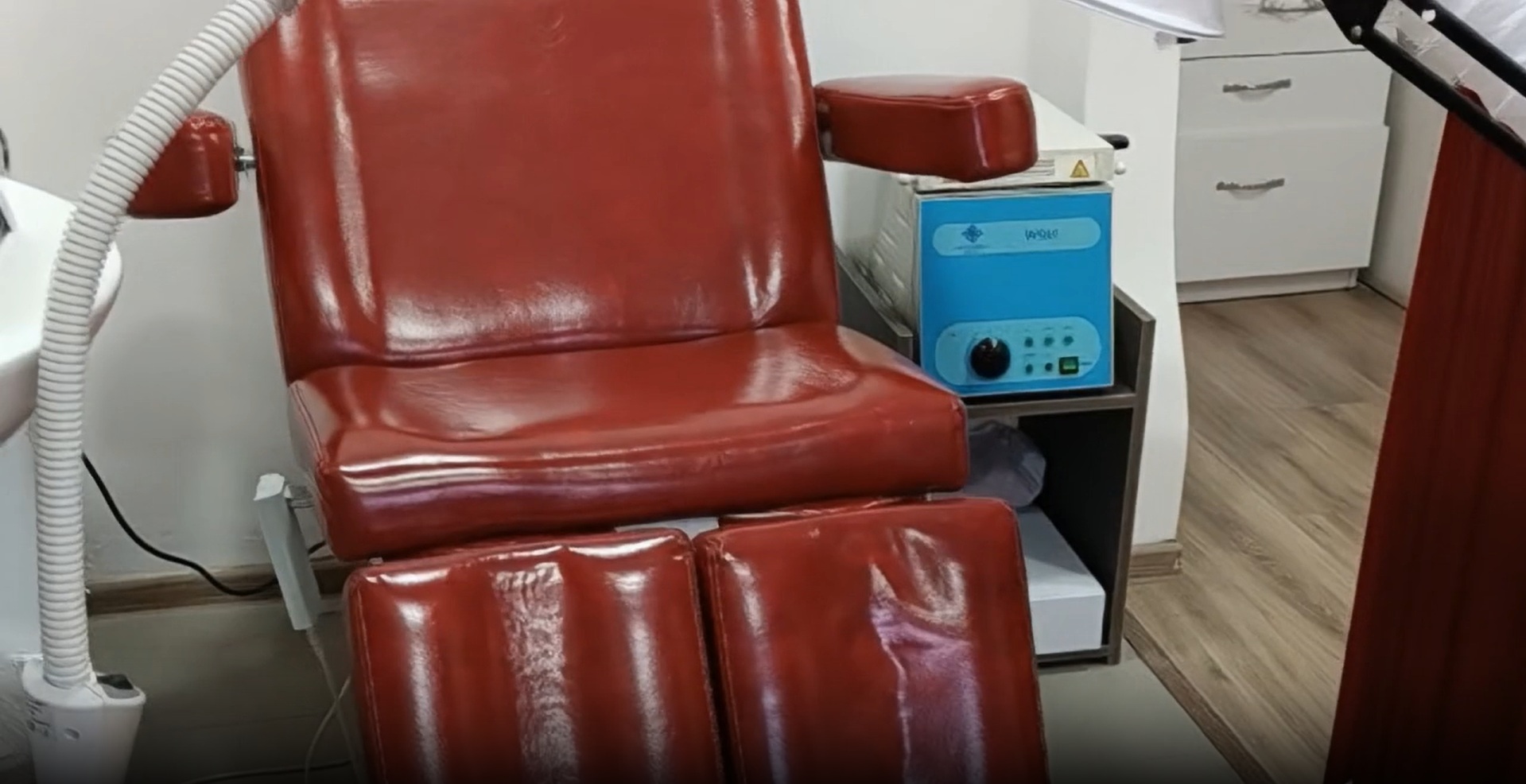 chair.jpg